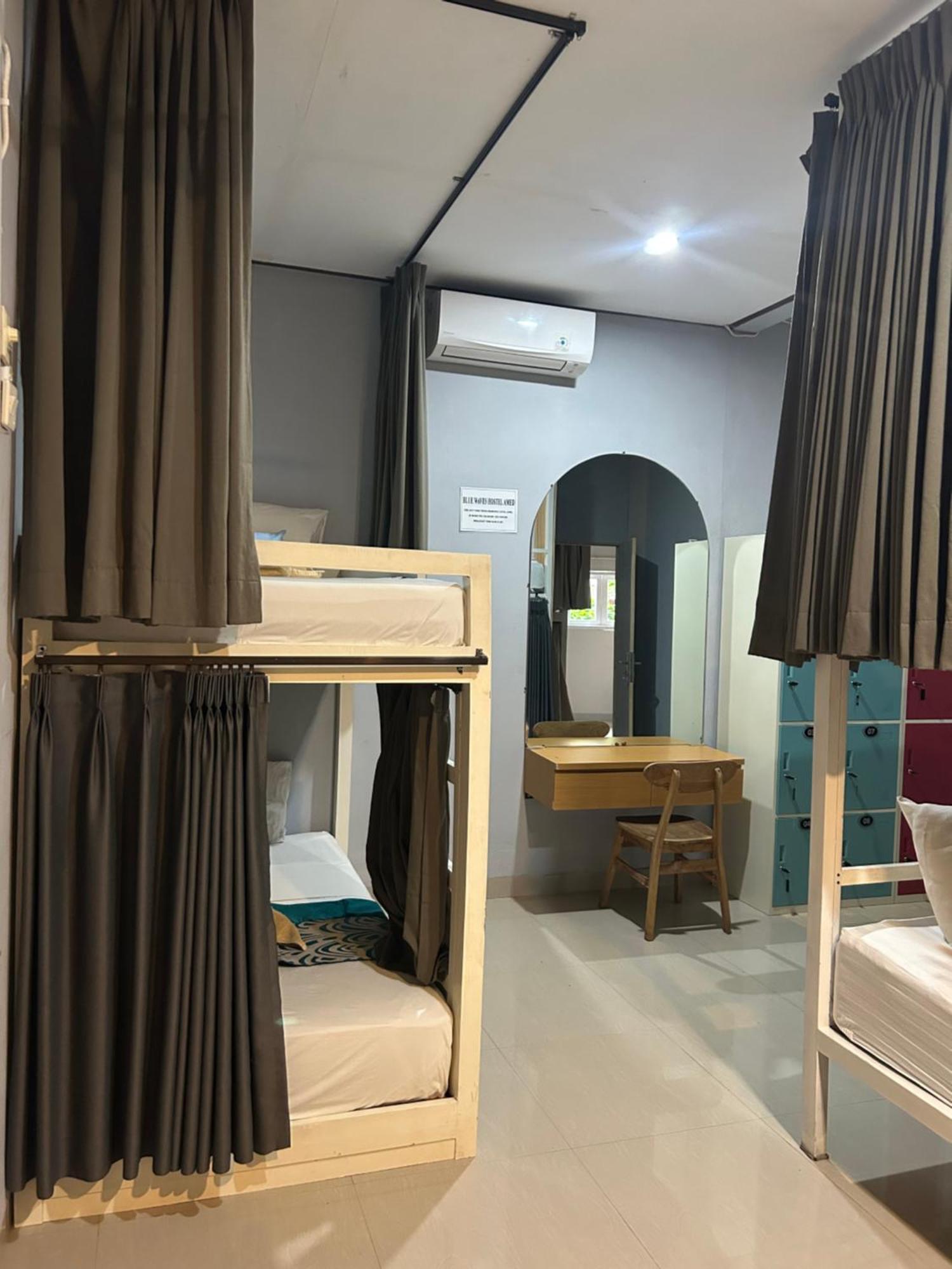 Blue Waves Hostel Amed Ambat Esterno foto